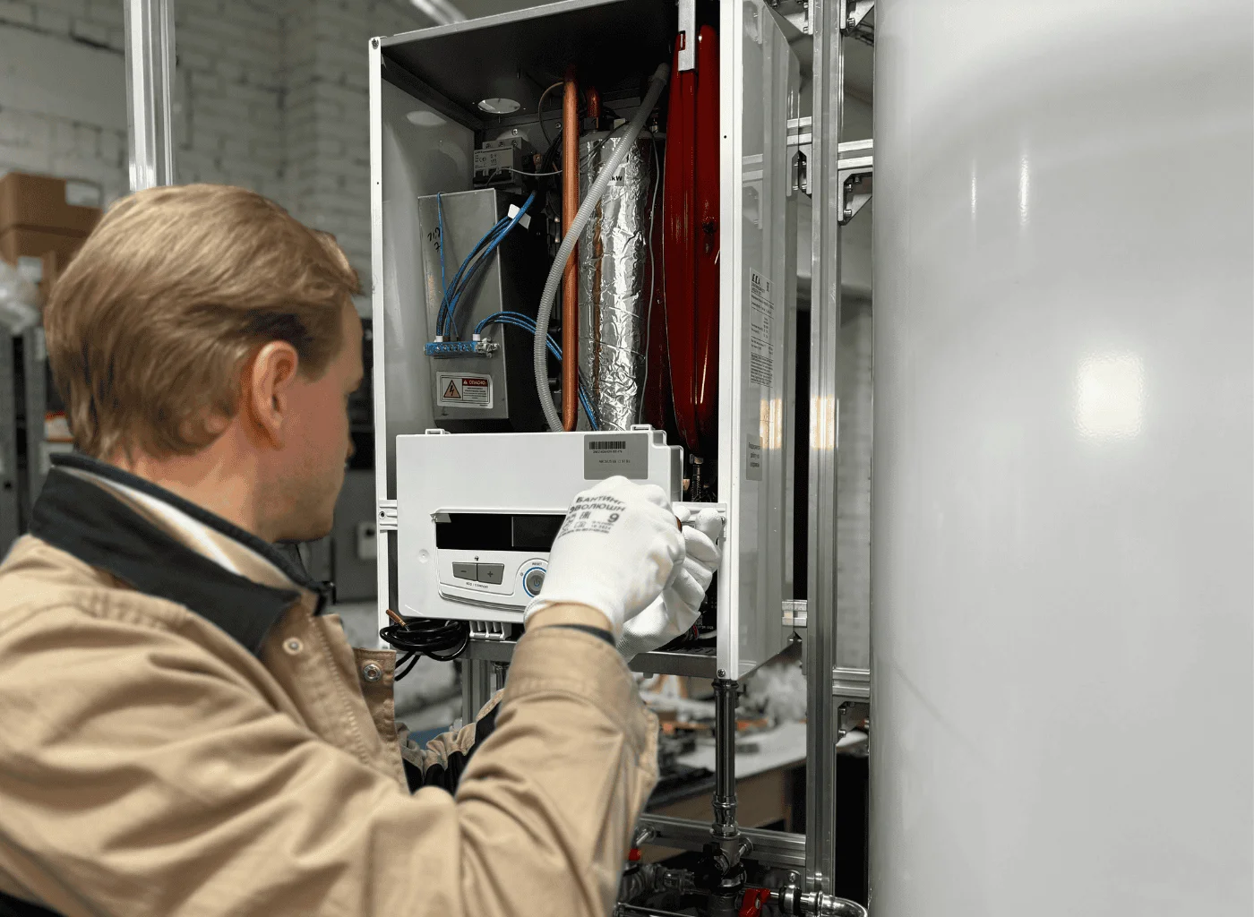 Tankless water heater service technician in Northwest Indiana